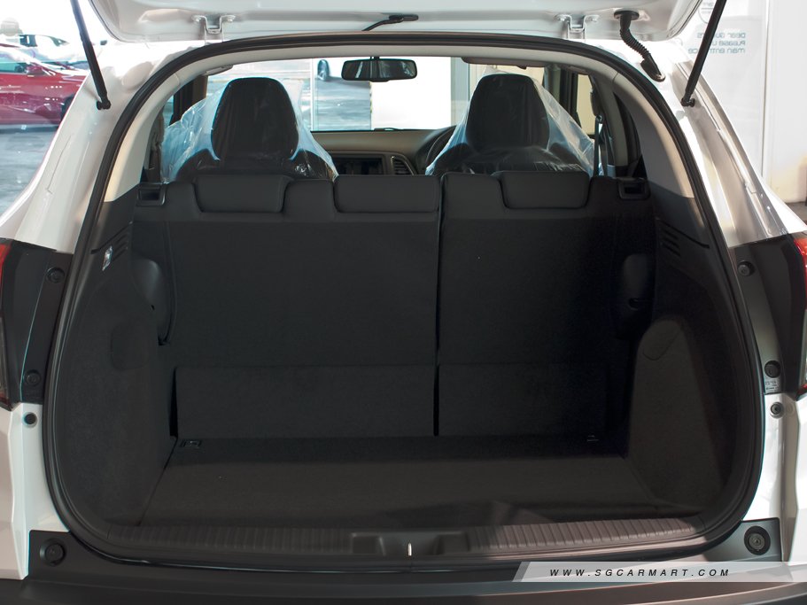https://i.i-sgcm.com/new_cars/cars/11503/11503_g69