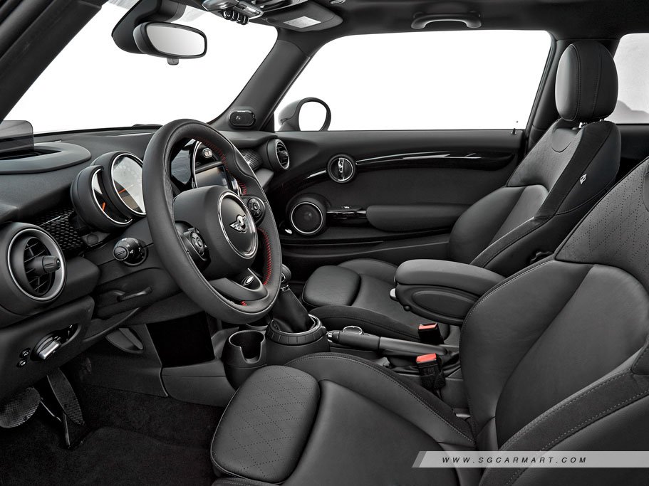 https://i.i-sgcm.com/new_cars/cars/11508/11508_g13