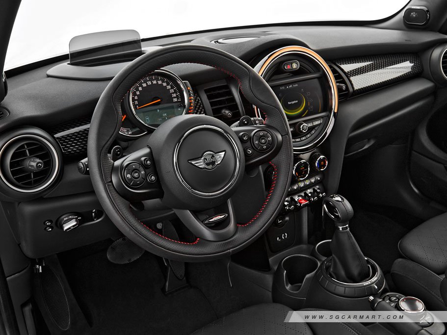 https://i.i-sgcm.com/new_cars/cars/11508/11508_g15