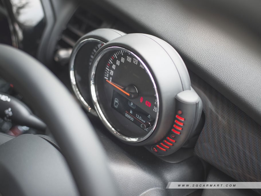 https://i.i-sgcm.com/new_cars/cars/11508/11508_g38