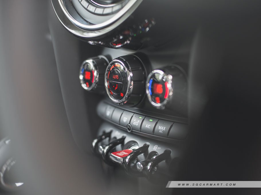 https://i.i-sgcm.com/new_cars/cars/11508/11508_g43