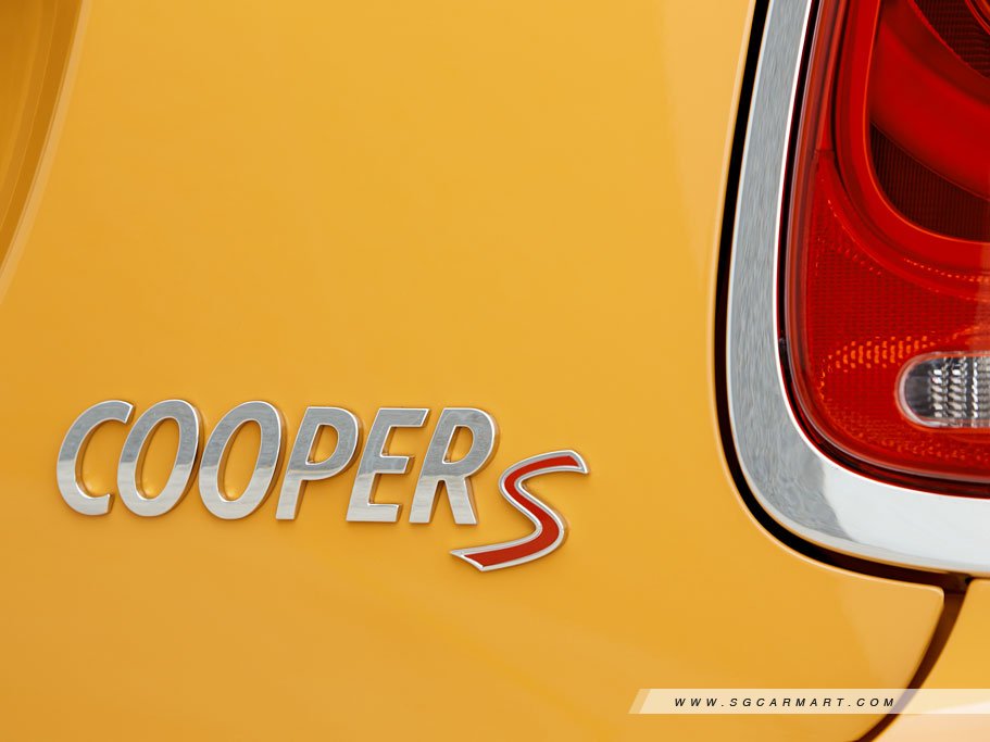 https://i.i-sgcm.com/new_cars/cars/11508/11508_g7