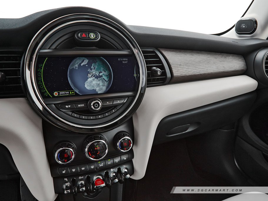 https://i.i-sgcm.com/new_cars/cars/11509/11509_g13
