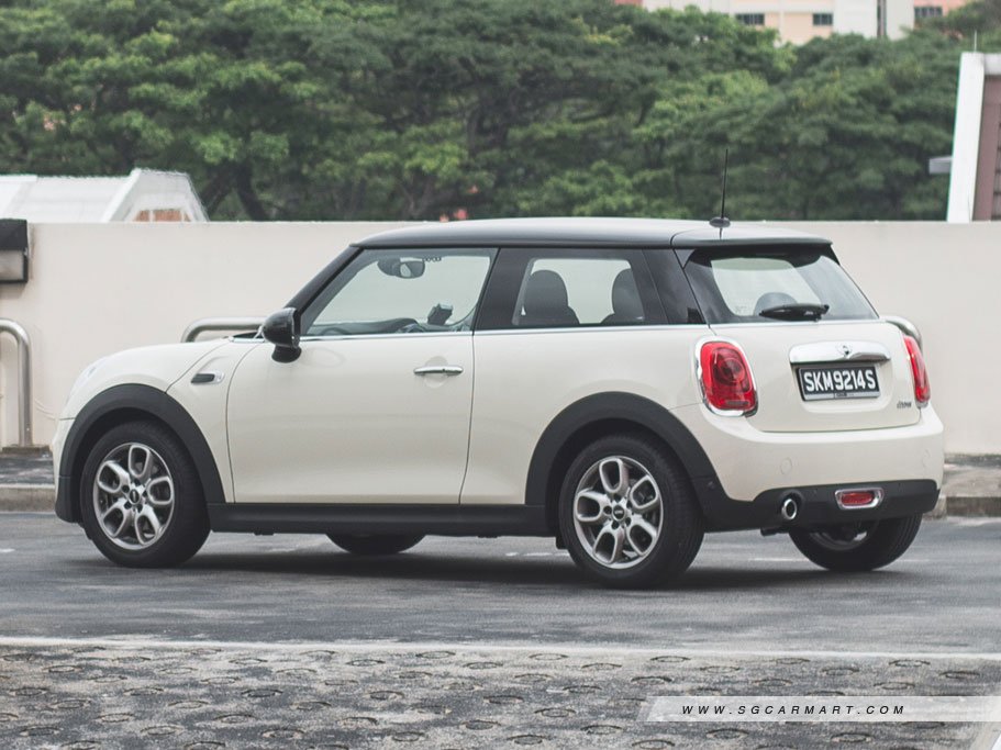 https://i.i-sgcm.com/new_cars/cars/11509/11509_g23
