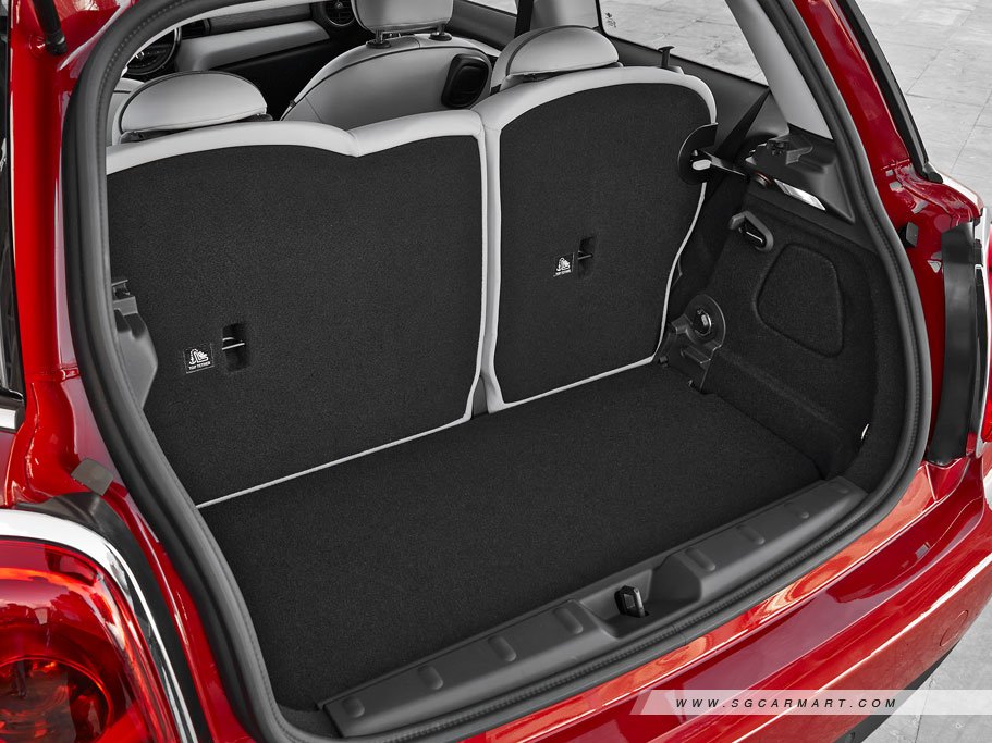 https://i.i-sgcm.com/new_cars/cars/11509/11509_g7