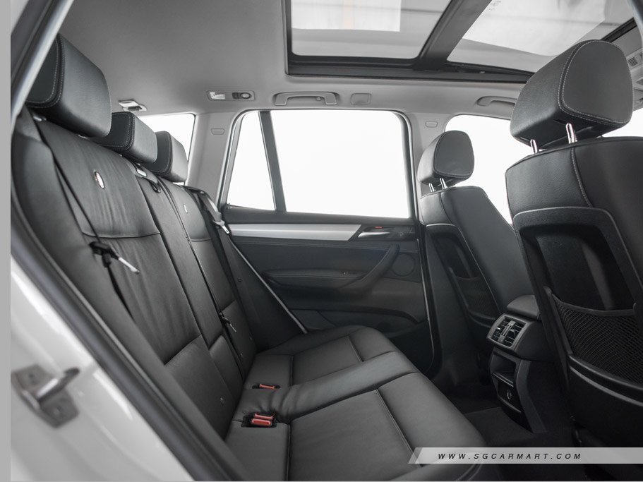 https://i.i-sgcm.com/new_cars/cars/11511/11511_g25