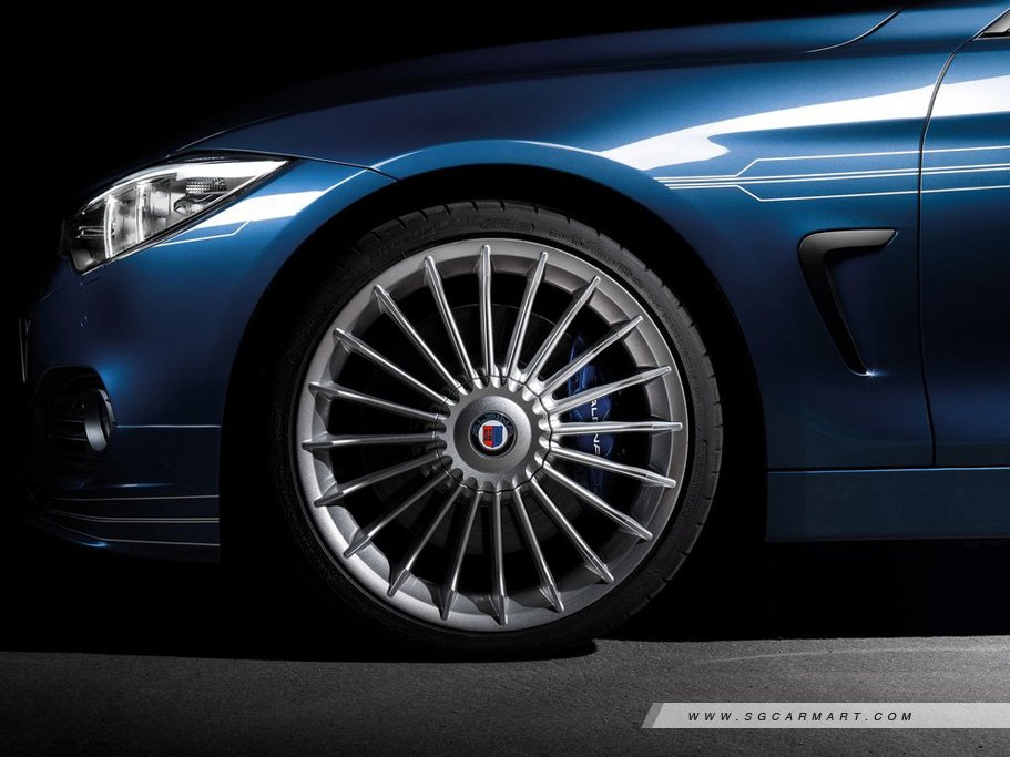 https://i.i-sgcm.com/new_cars/cars/11512/11512_g12