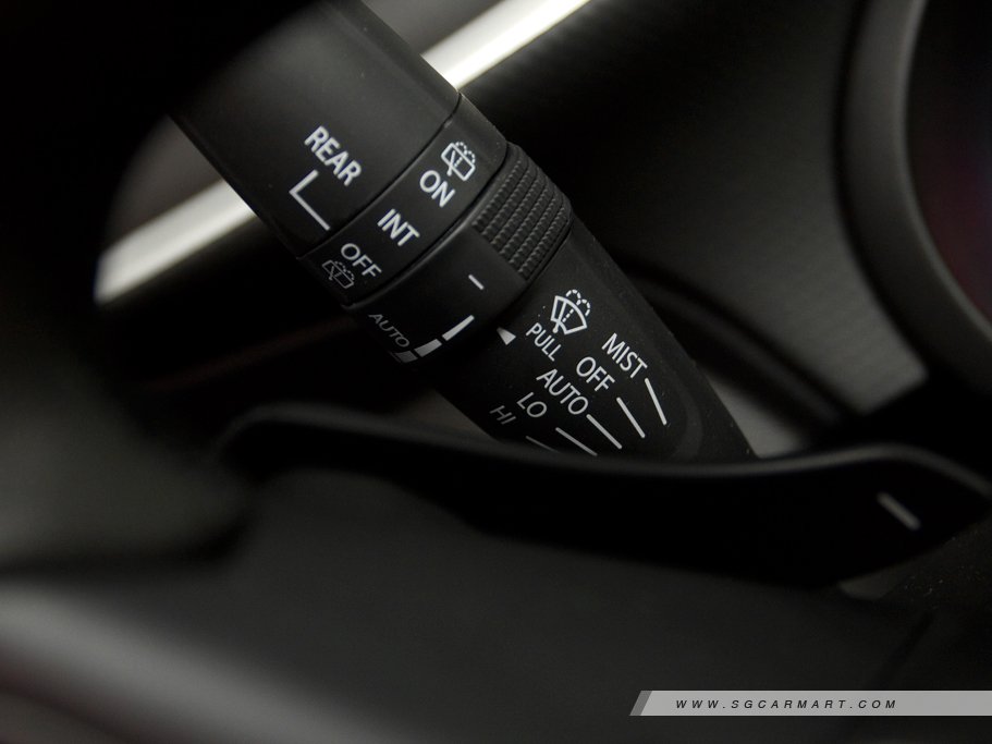 https://i.i-sgcm.com/new_cars/cars/11516/11516_g22