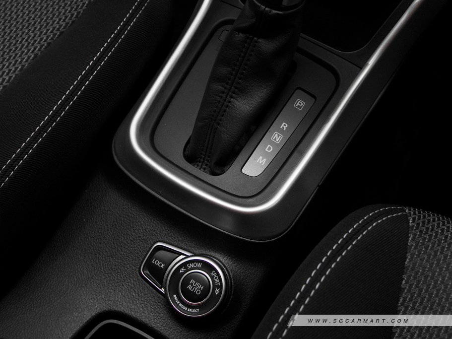 https://i.i-sgcm.com/new_cars/cars/11516/11516_g26