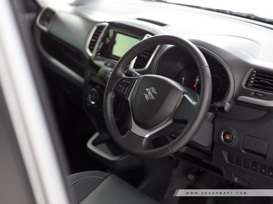 https://i.i-sgcm.com/new_cars/cars/11517/11517_g18
