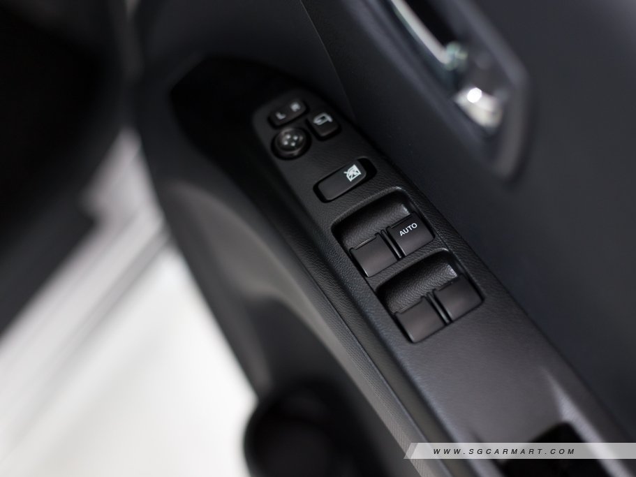 https://i.i-sgcm.com/new_cars/cars/11517/11517_g30