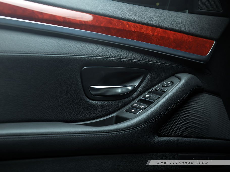 https://i.i-sgcm.com/new_cars/cars/11523/11523_g5