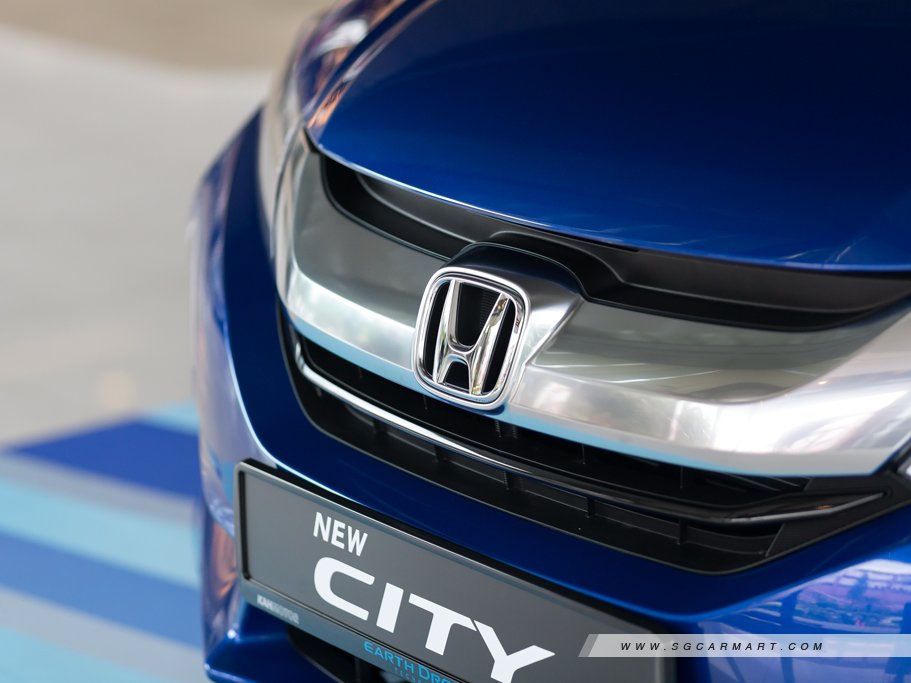 https://i.i-sgcm.com/new_cars/cars/11527/11527_g23