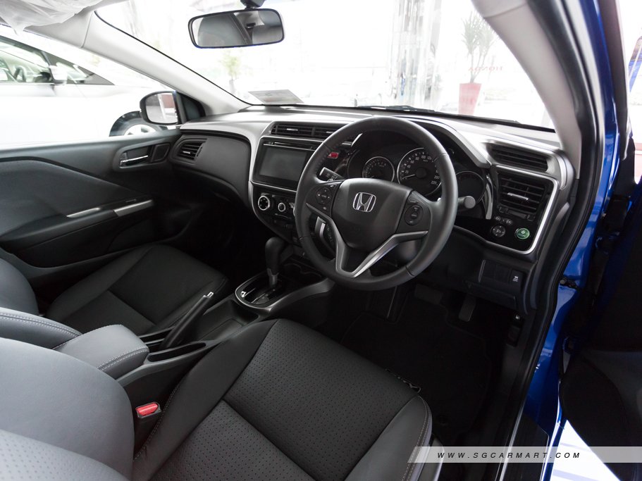 https://i.i-sgcm.com/new_cars/cars/11527/11527_g27
