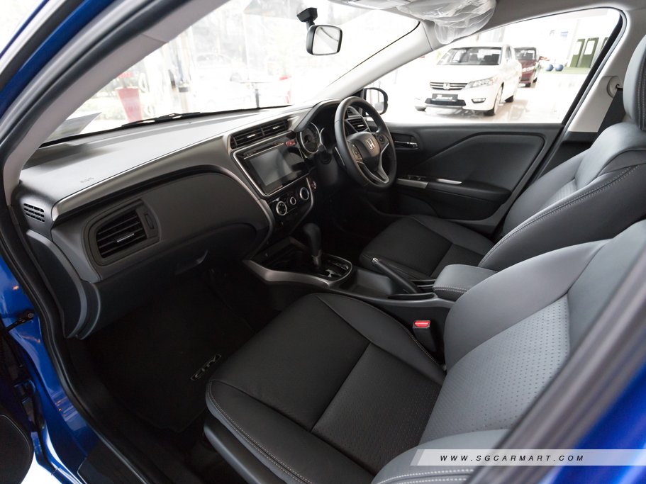 https://i.i-sgcm.com/new_cars/cars/11527/11527_g28
