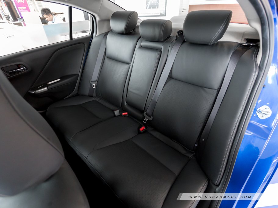 https://i.i-sgcm.com/new_cars/cars/11527/11527_g29