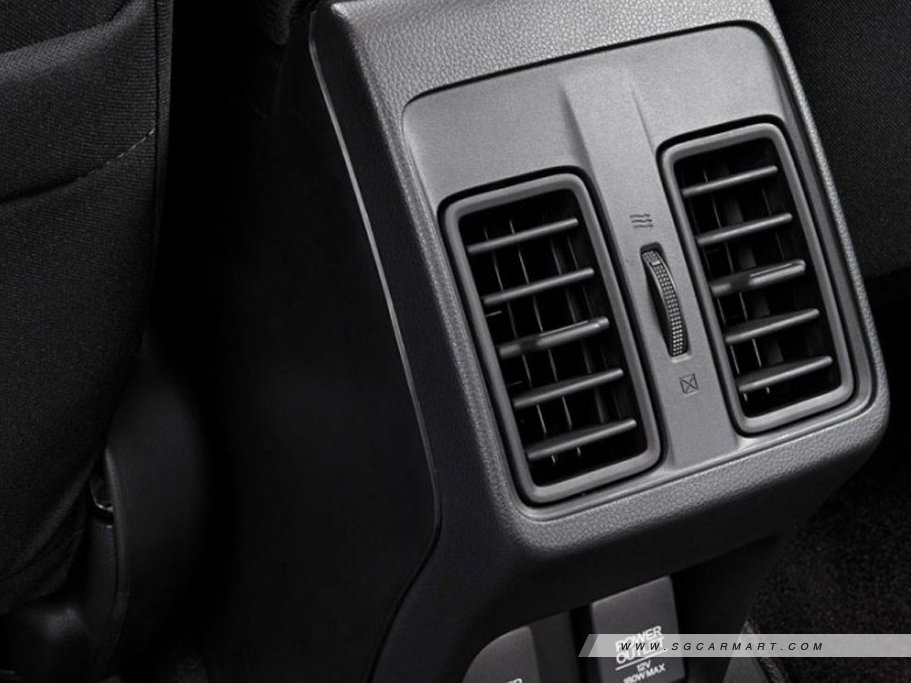 https://i.i-sgcm.com/new_cars/cars/11527/11527_g62