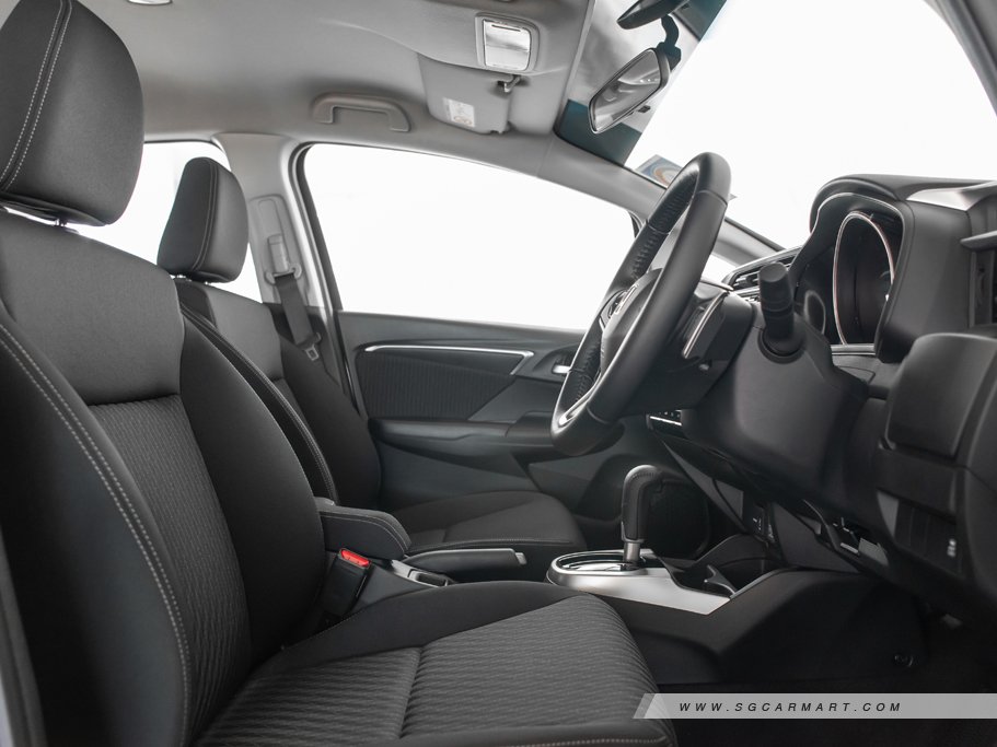 https://i.i-sgcm.com/new_cars/cars/11531/11531_g111
