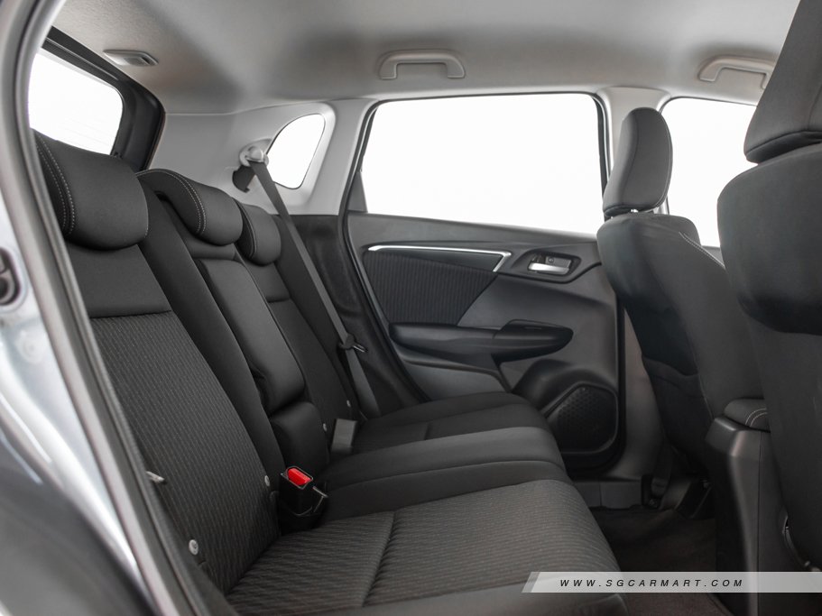 https://i.i-sgcm.com/new_cars/cars/11531/11531_g112