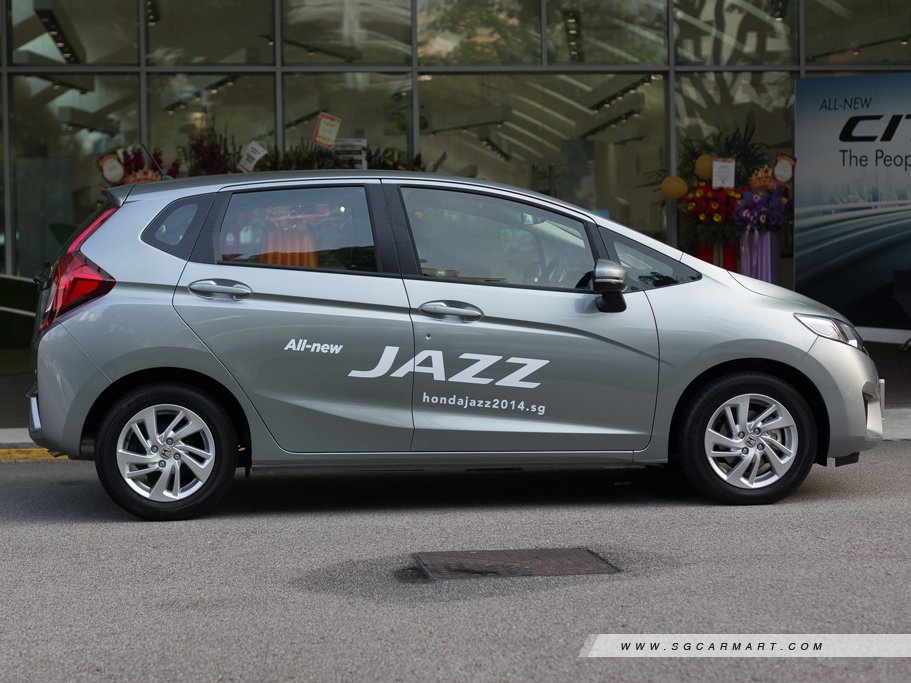 https://i.i-sgcm.com/new_cars/cars/11531/11531_g21