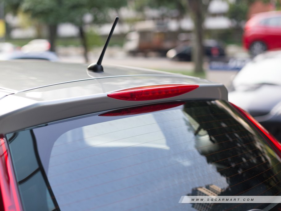 https://i.i-sgcm.com/new_cars/cars/11531/11531_g24