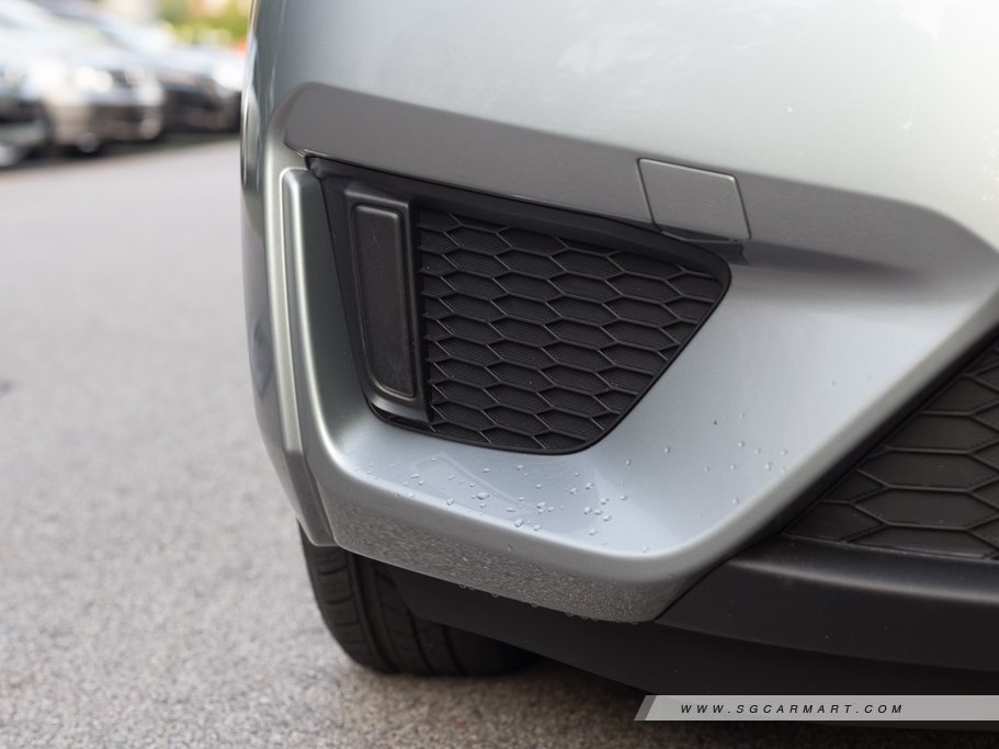 https://i.i-sgcm.com/new_cars/cars/11531/11531_g30