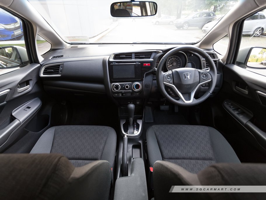 https://i.i-sgcm.com/new_cars/cars/11531/11531_g33