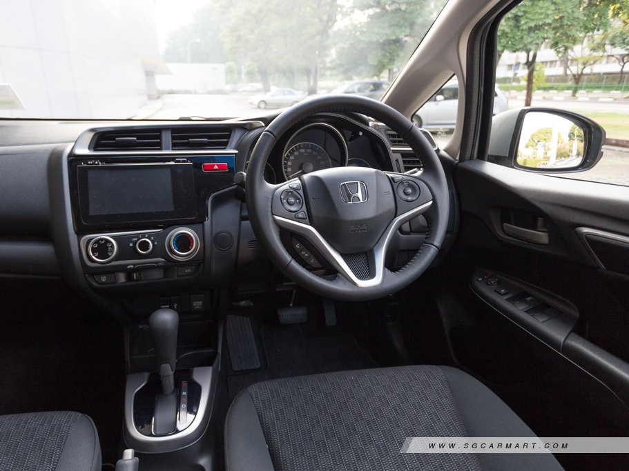 https://i.i-sgcm.com/new_cars/cars/11531/11531_g34