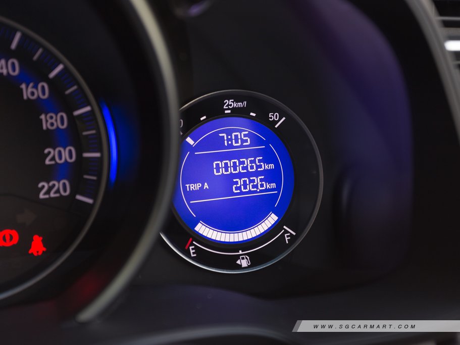 https://i.i-sgcm.com/new_cars/cars/11531/11531_g38