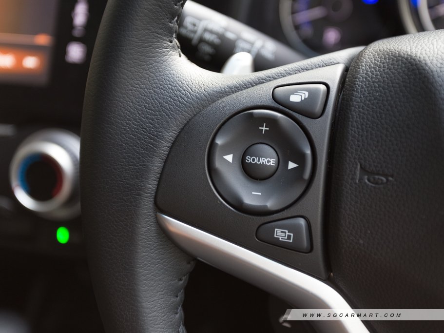 https://i.i-sgcm.com/new_cars/cars/11531/11531_g40
