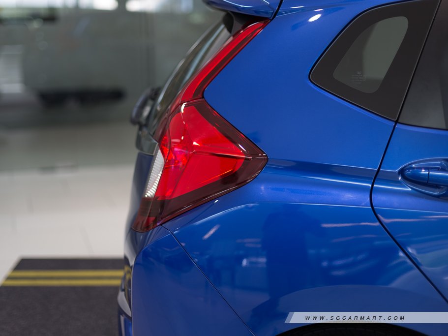 https://i.i-sgcm.com/new_cars/cars/11531/11531_g53