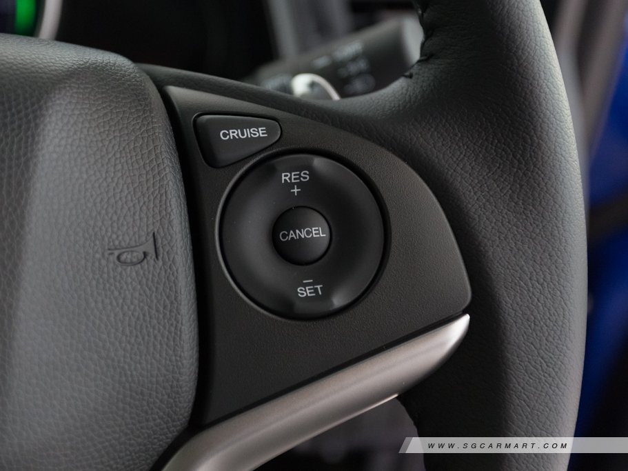 https://i.i-sgcm.com/new_cars/cars/11531/11531_g70