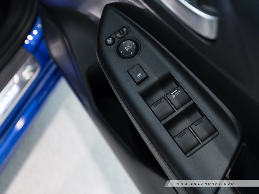 https://i.i-sgcm.com/new_cars/cars/11531/11531_g78
