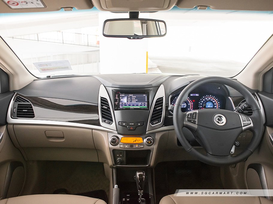 https://i.i-sgcm.com/new_cars/cars/11535/11535_g11