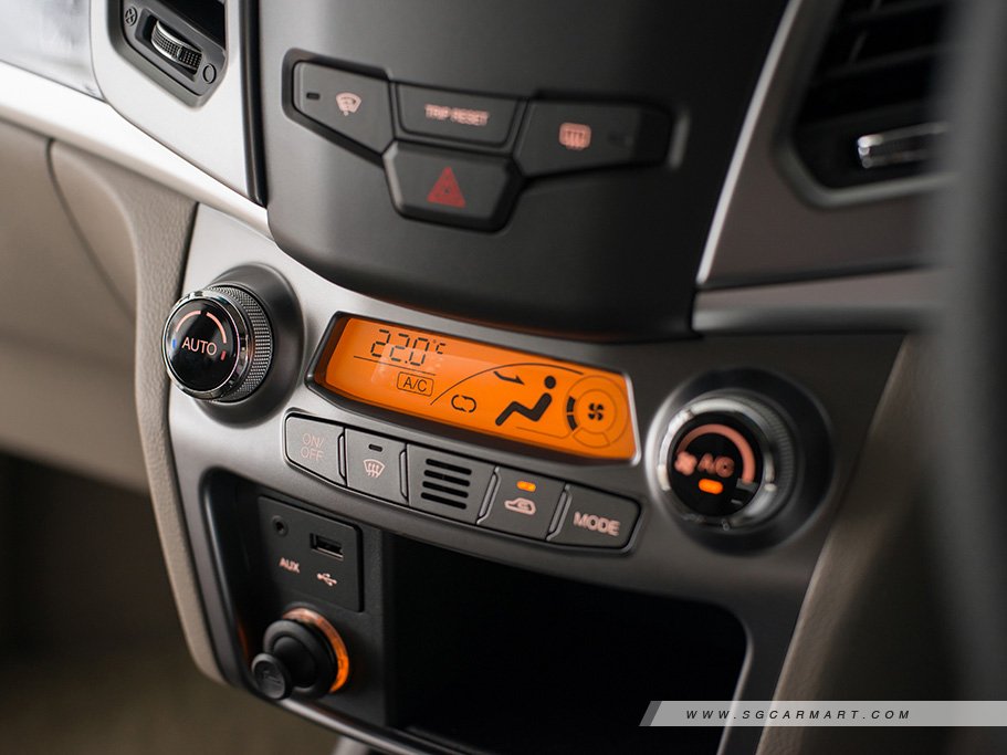 https://i.i-sgcm.com/new_cars/cars/11535/11535_g15