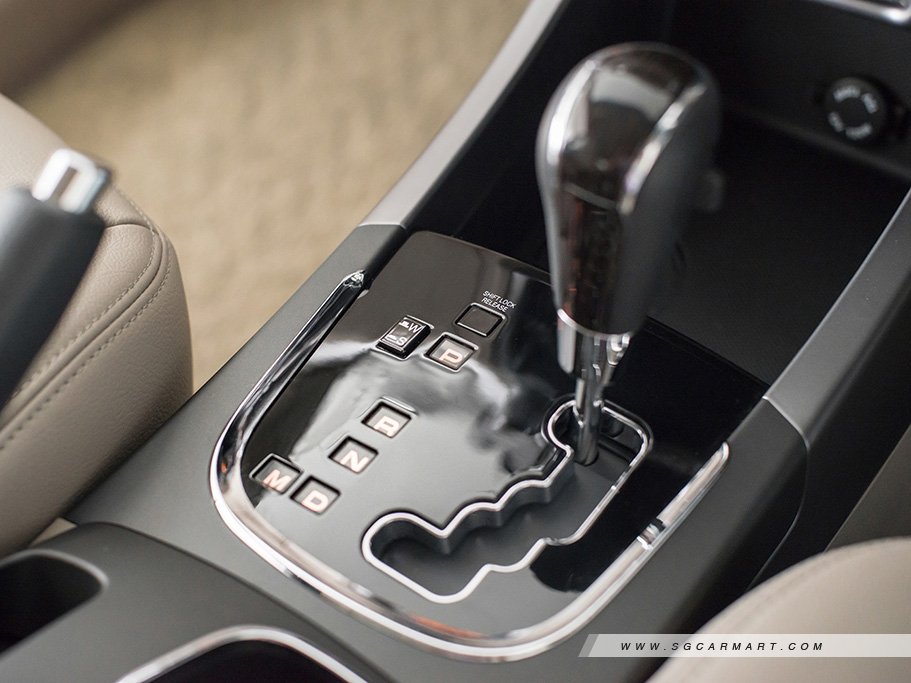 https://i.i-sgcm.com/new_cars/cars/11535/11535_g16