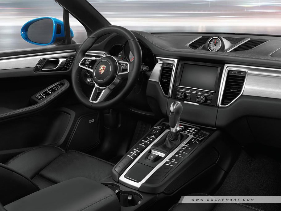 https://i.i-sgcm.com/new_cars/cars/11541/11541_g11