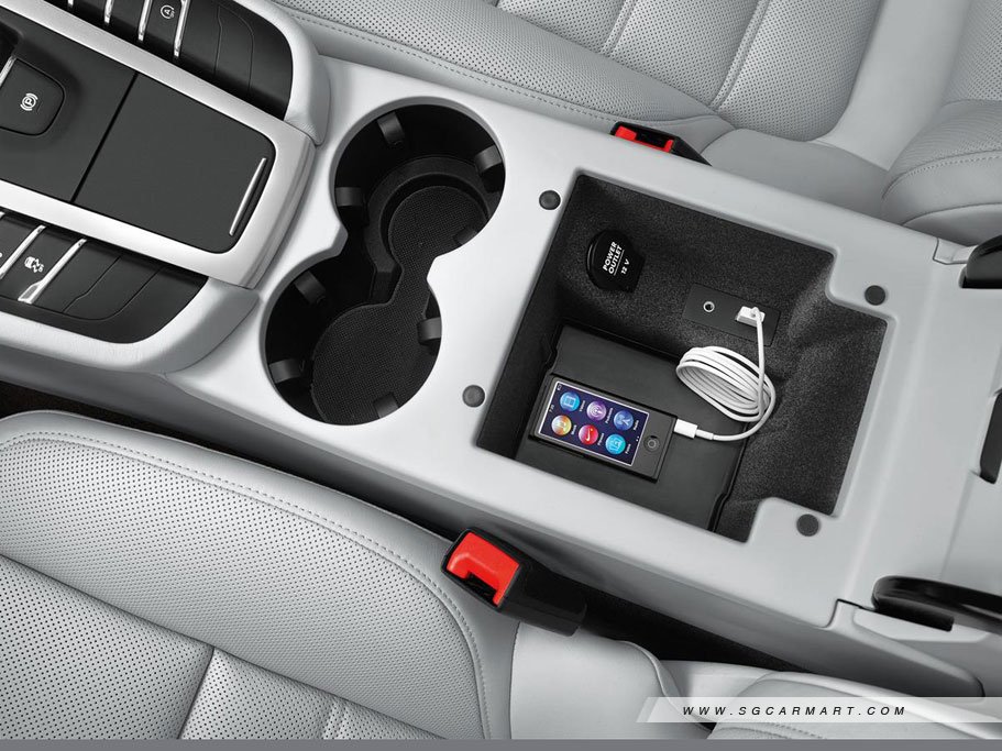 https://i.i-sgcm.com/new_cars/cars/11541/11541_g15
