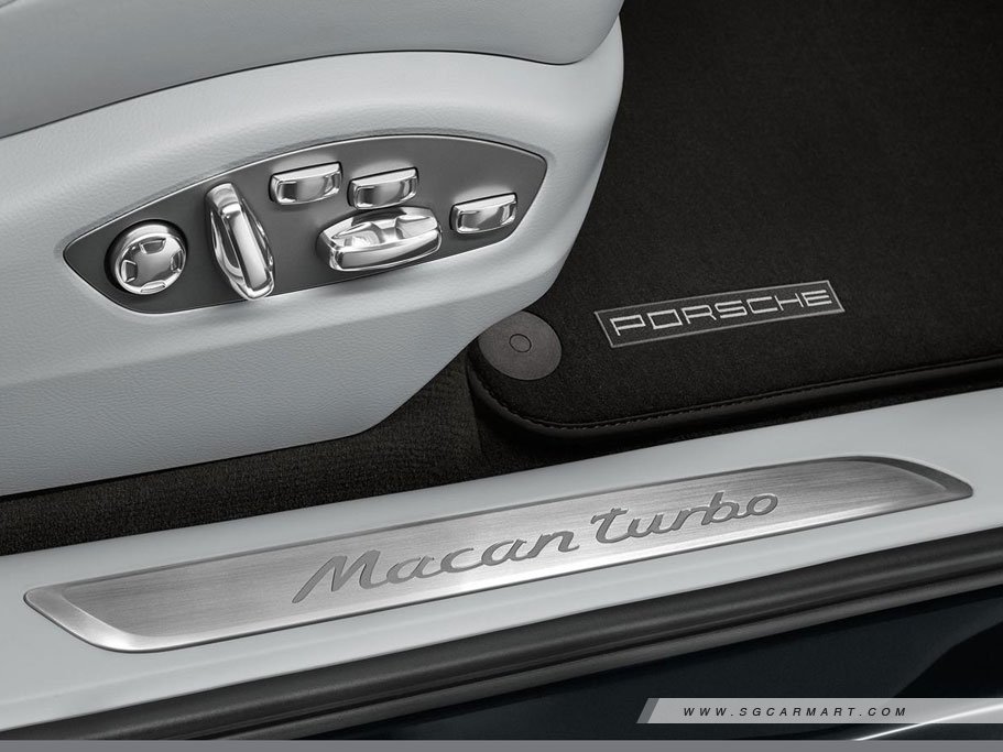 https://i.i-sgcm.com/new_cars/cars/11541/11541_g19