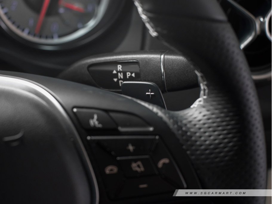 https://i.i-sgcm.com/new_cars/cars/11543/11543_g25