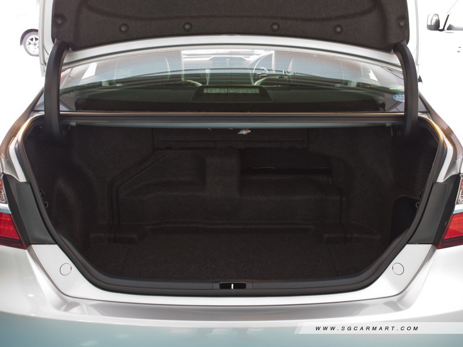 https://i.i-sgcm.com/new_cars/cars/11546/11546_g19