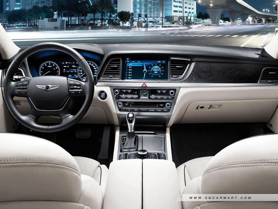 https://i.i-sgcm.com/new_cars/cars/11547/11547_g15
