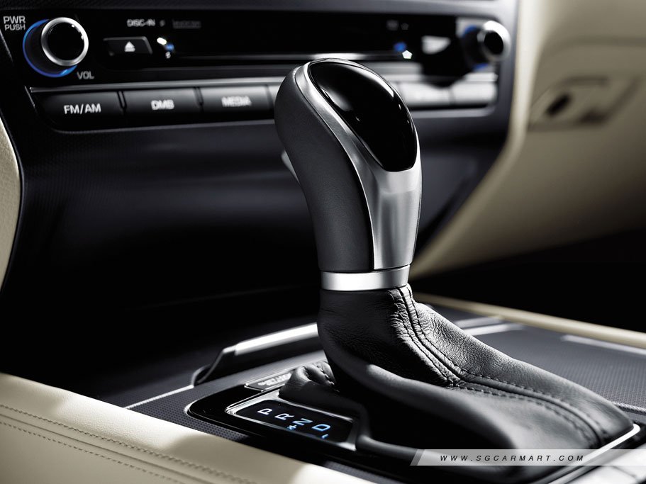 https://i.i-sgcm.com/new_cars/cars/11547/11547_g18