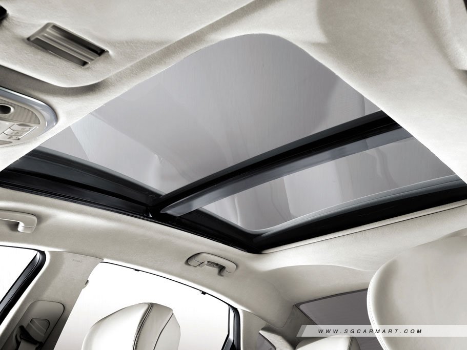 https://i.i-sgcm.com/new_cars/cars/11547/11547_g21