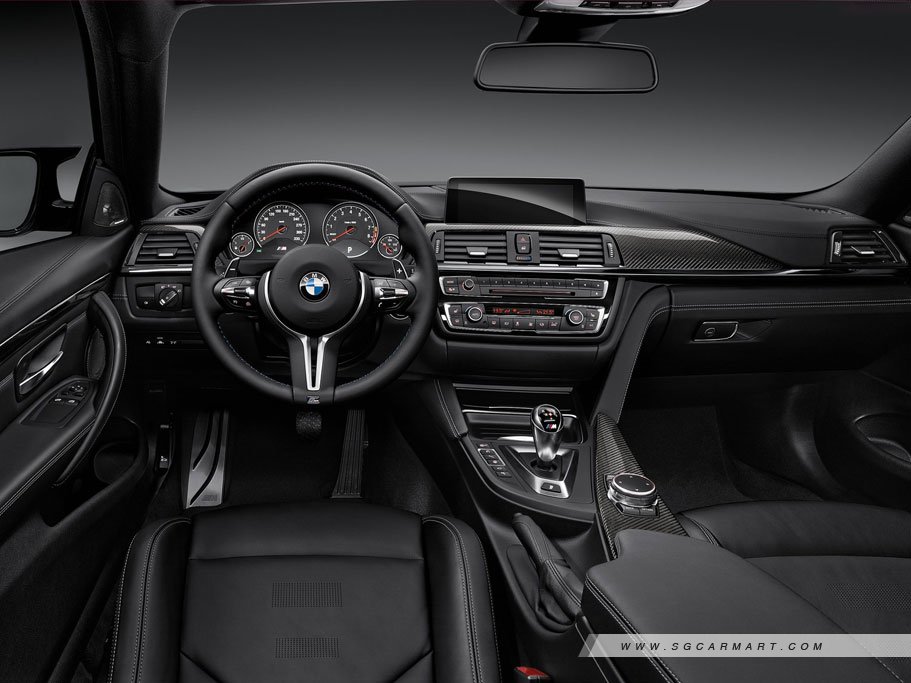 BMW M4 Coupe 14