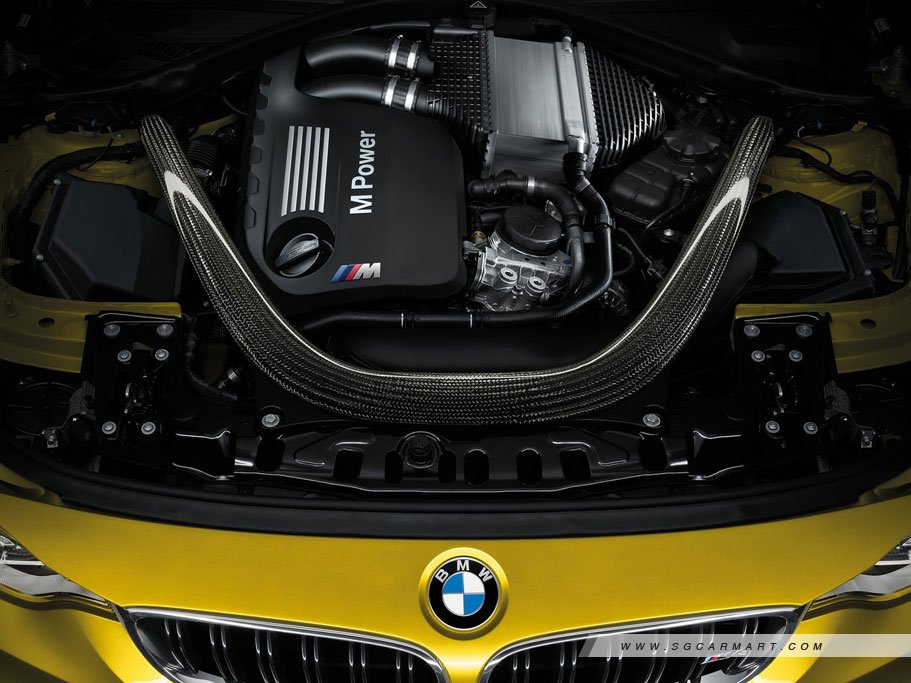 BMW M4 Coupe 16