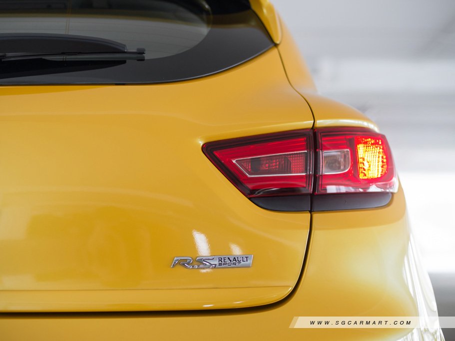 https://i.i-sgcm.com/new_cars/cars/11554/11554_g20