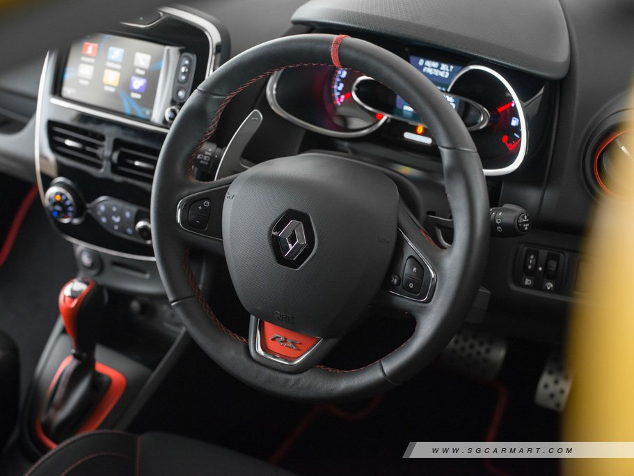 https://i.i-sgcm.com/new_cars/cars/11554/11554_g28