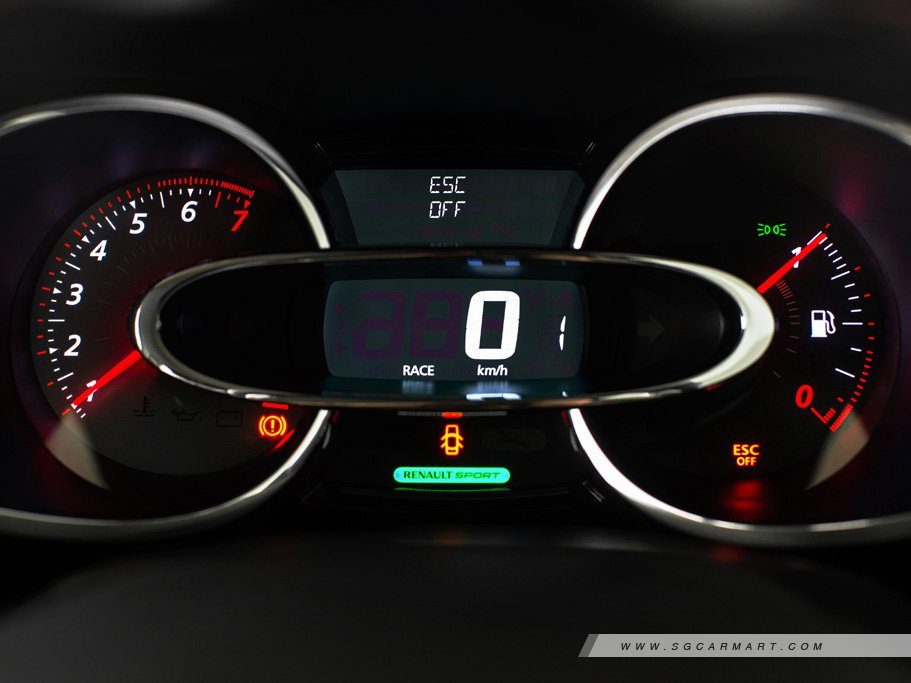 https://i.i-sgcm.com/new_cars/cars/11554/11554_g31