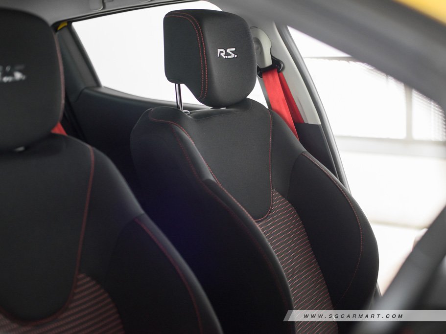 https://i.i-sgcm.com/new_cars/cars/11554/11554_g37